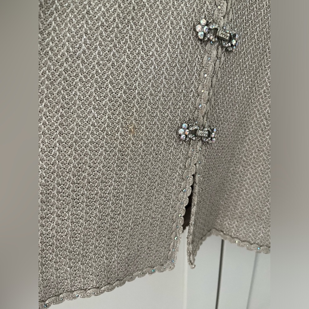 St. John Silver Textured Blazer - Picture 11 of 14